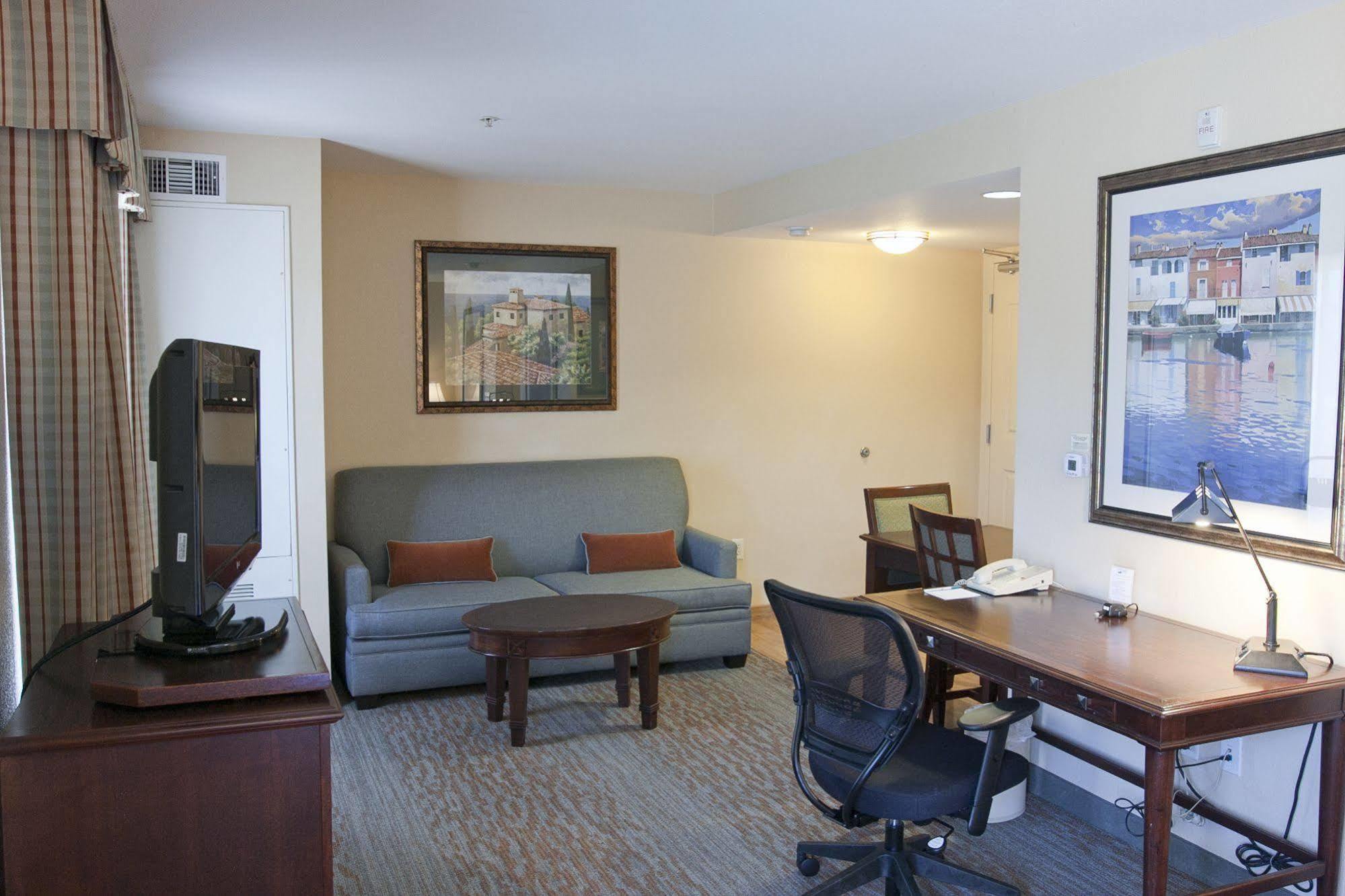 Homewood Suites By Hilton San Diego-Del Mar מראה חיצוני תמונה